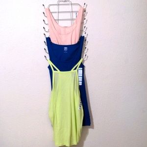 Old Navy tanks, NWT, Medium, Fitted